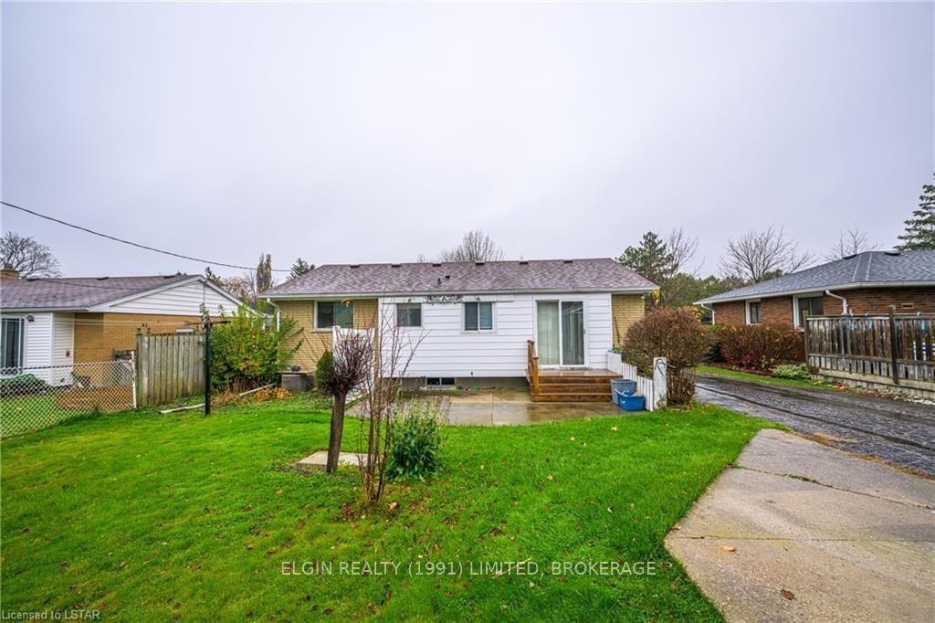 Listing Image 6