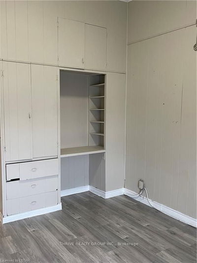 Unit 3 — 703 TALBOT St, St. Thomas - NW image-0-4