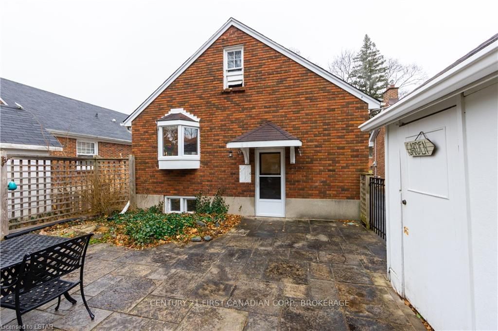 Listing Image 24