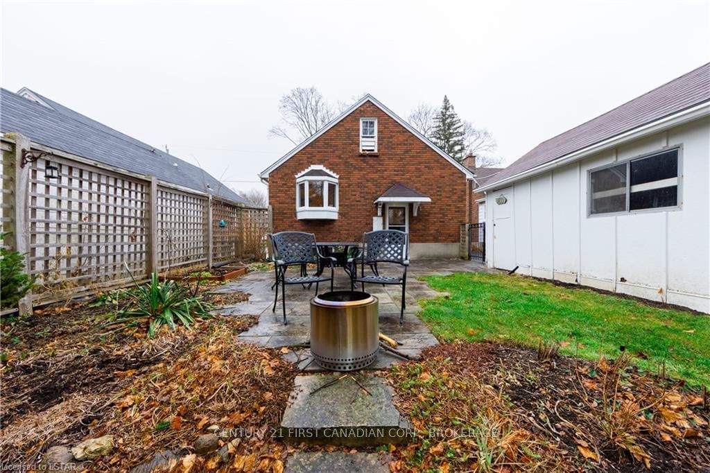 Listing Image 27