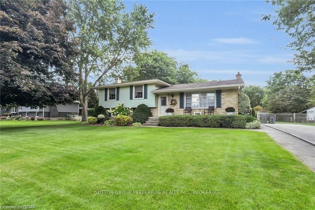 132 SIMCOE Crescent sold in Middlesex Centre