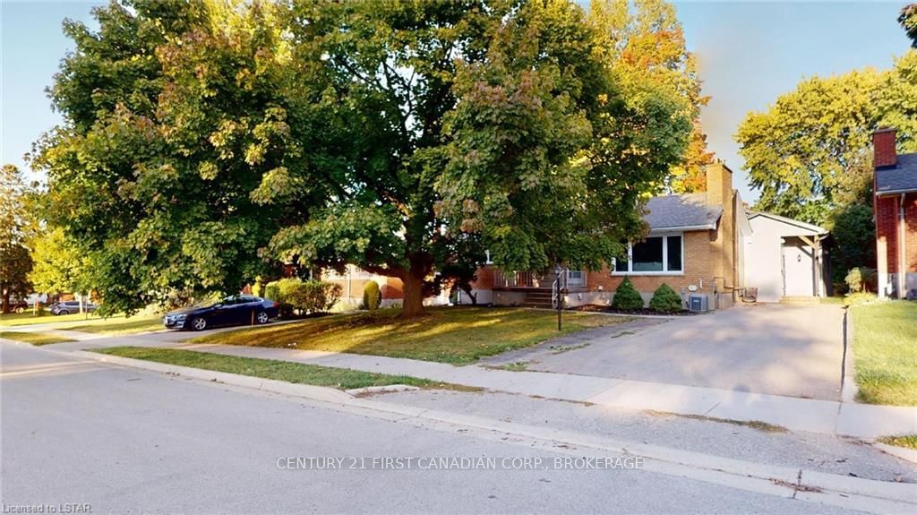 Listing Image 3