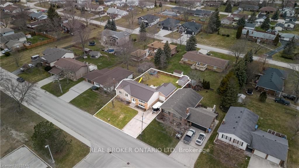 Listing Image 3