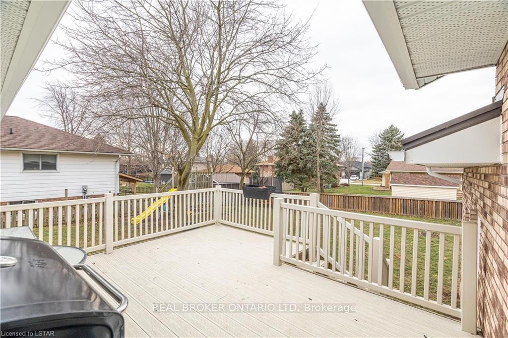 Listing Image 33