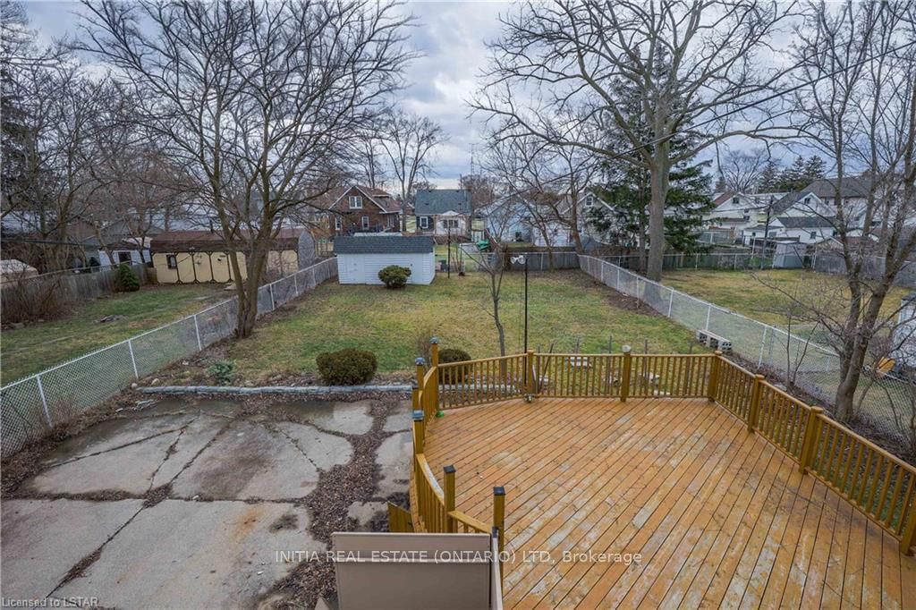 Listing Image 7