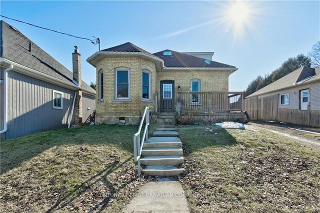 76 MALAKOFF Street