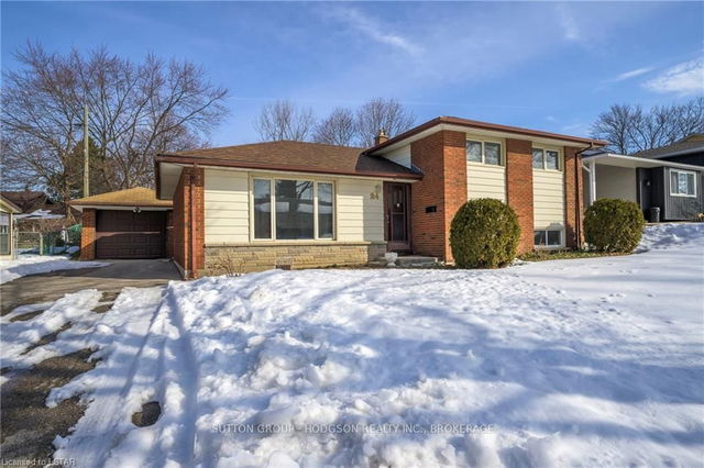 24 STORMONT Drive