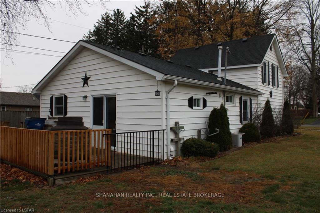 Listing Image 7