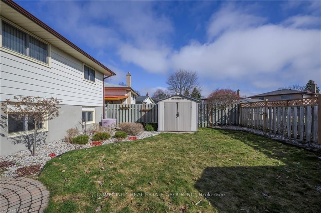 Listing Image 7