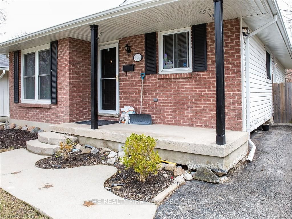 Listing Image 2