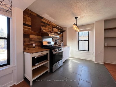 Townhouse leased at B-331 Erie Street, Central Elgin, Ontario, N5L 1E3 - Port Stanley - MLS: X7813031