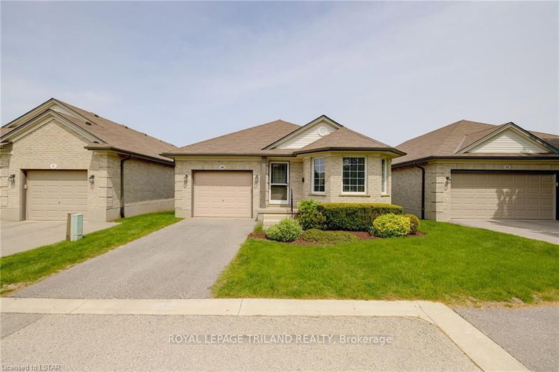 10 - 20 Windemere Pl, St. Thomas, N5R 6H6 | Image 3