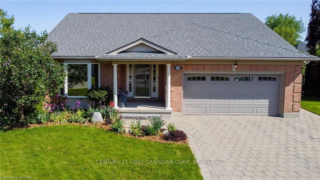 410 FAIRCLOTH Court