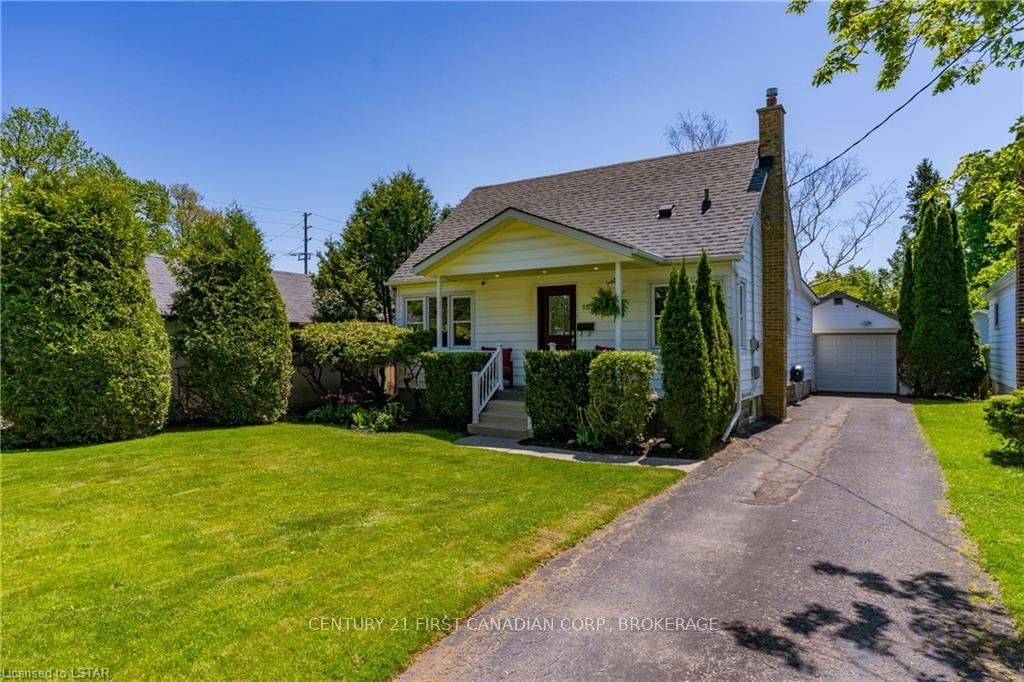 Listing photo 2