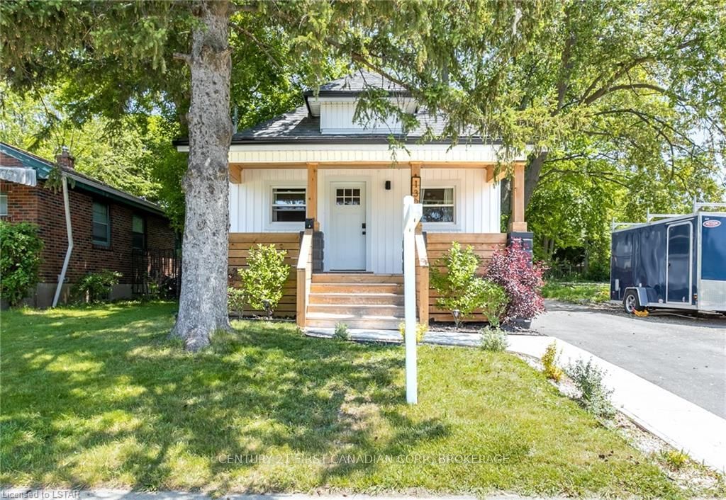Listing Image 3