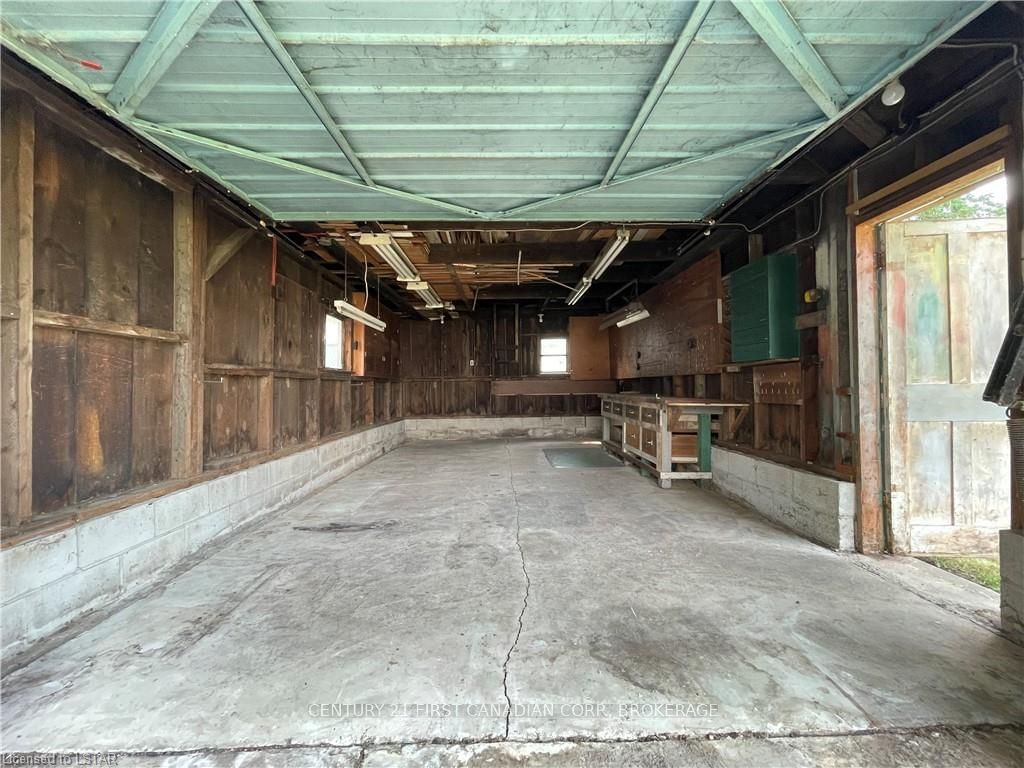 Listing Image 18