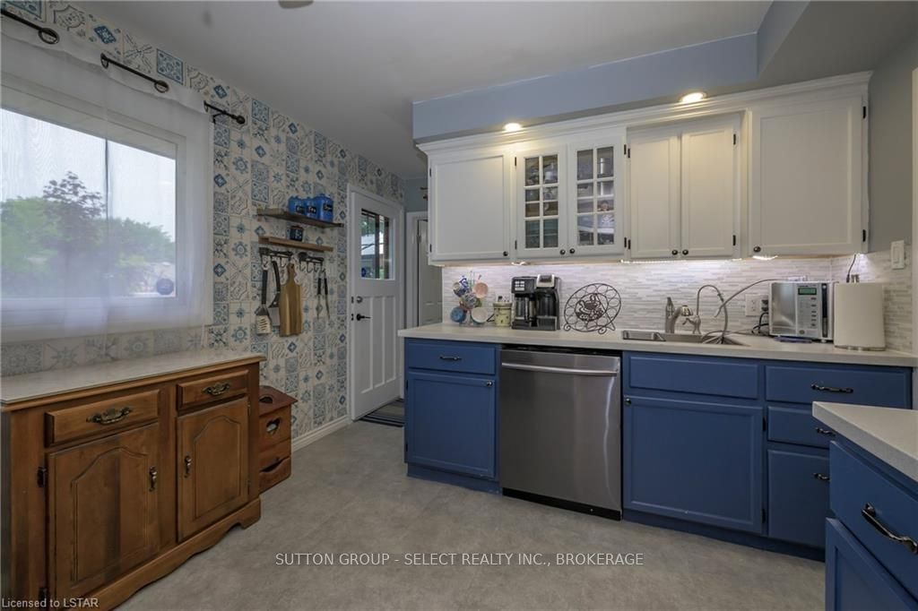 Listing Image 18