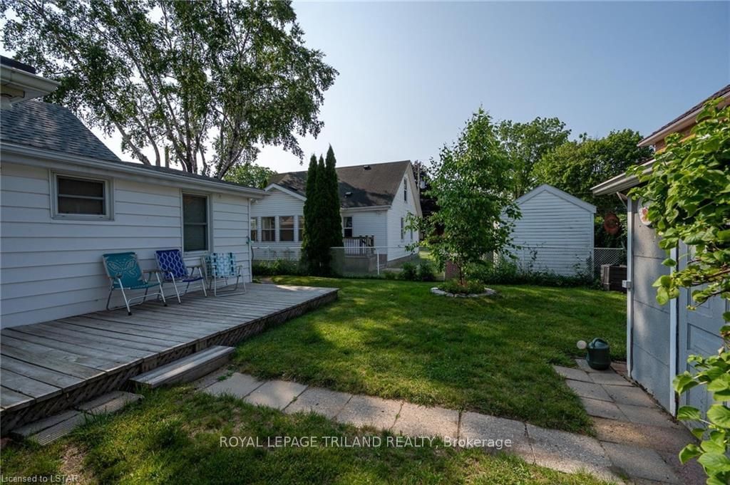 Listing Image 7