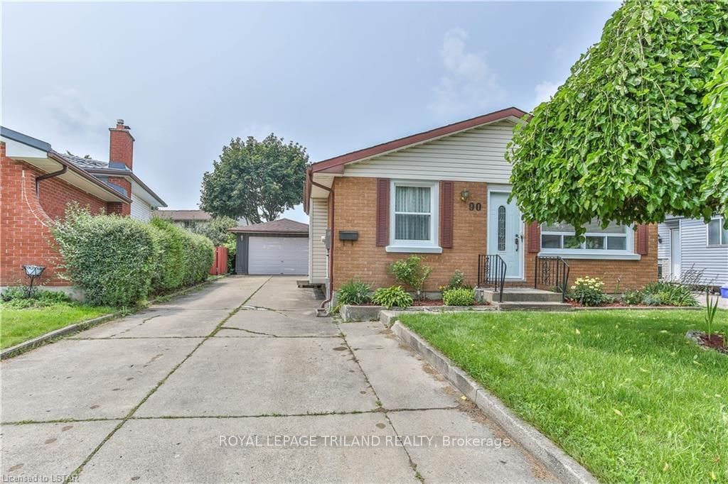 Listing Image 3