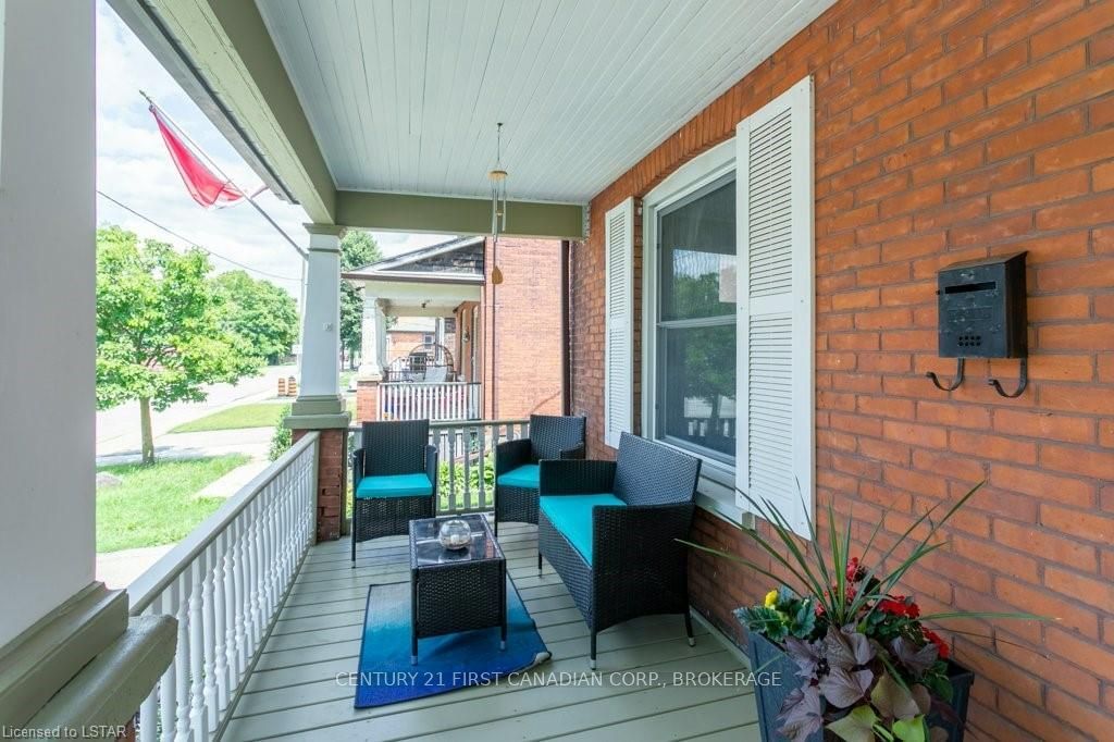 Listing Image 7