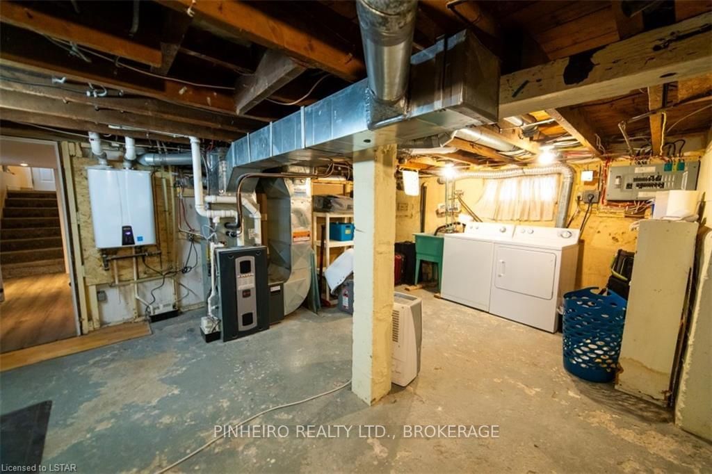 Listing Image 17