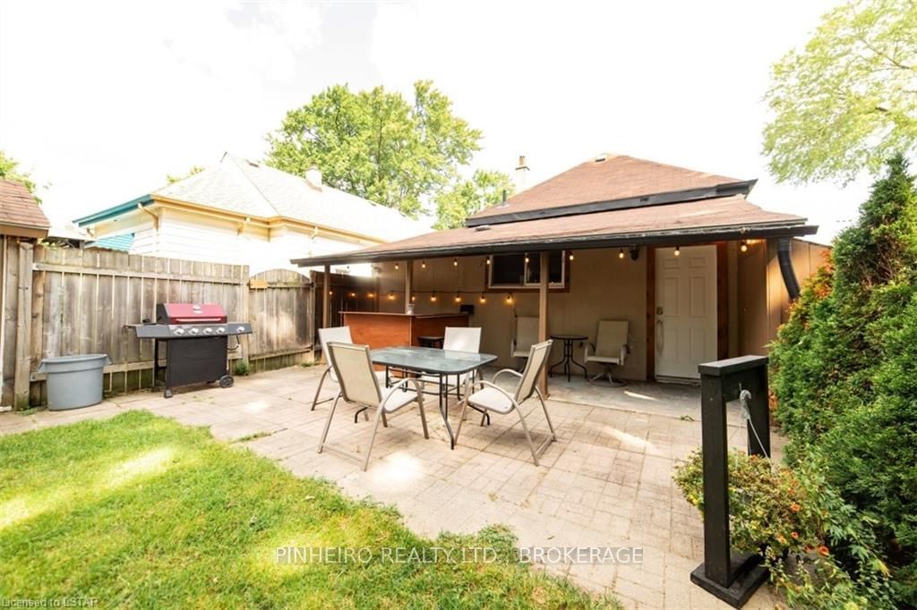 Listing Image 18