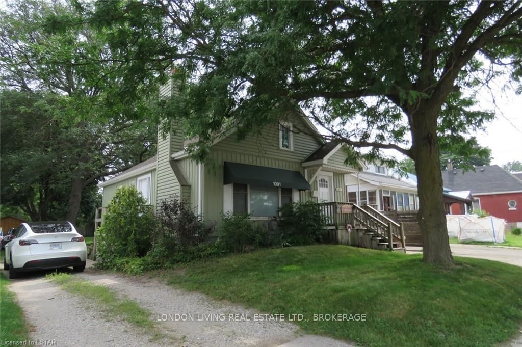 Listing Image 3