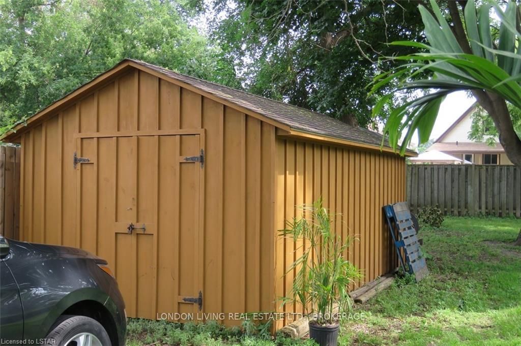 Listing Image 7