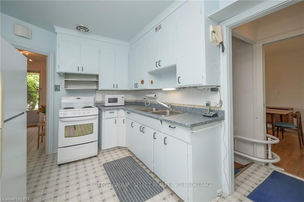Listing Image 16