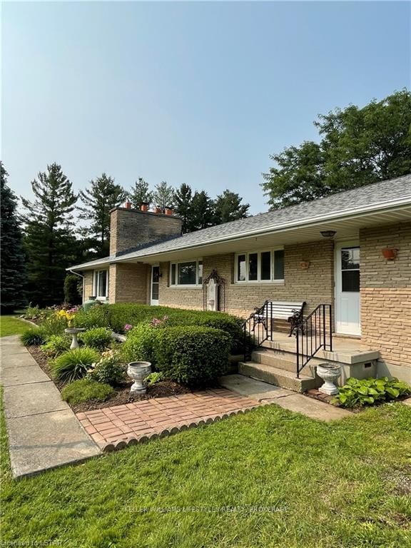 4793 CARRIAGE Road sold in Middlesex Centre
