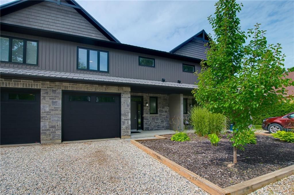 24409 POPLAR HILL Road, Unit 3 sold in Middlesex Centre