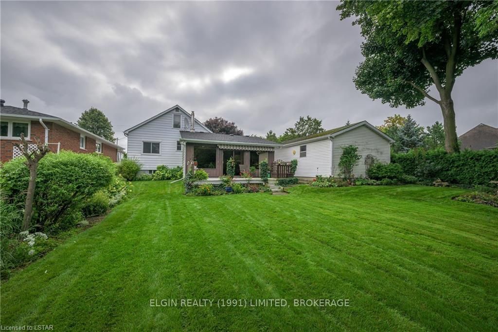 Listing Image 10