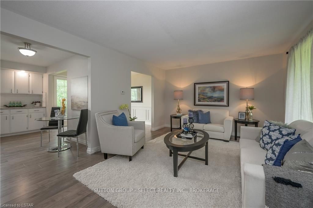 210 OAKCREST Drive sold in Middlesex Centre