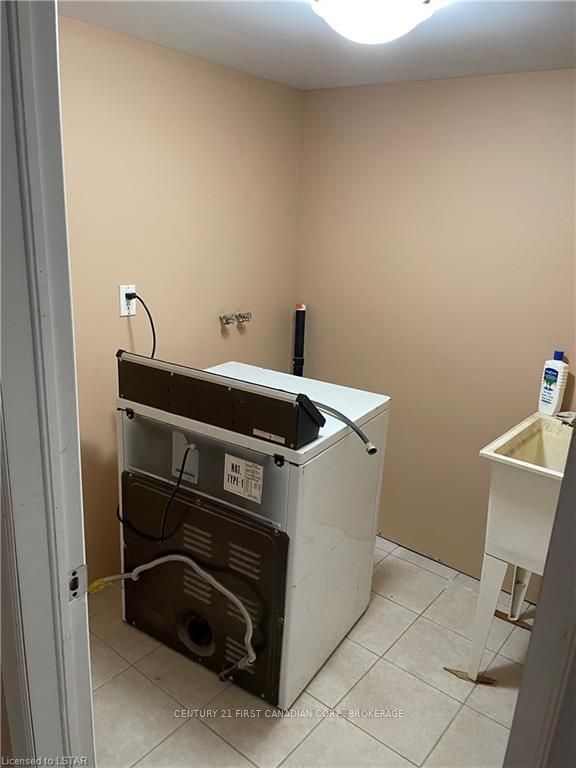 Listing Image 7