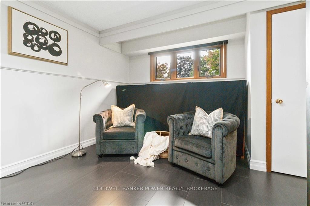 Listing Image 30