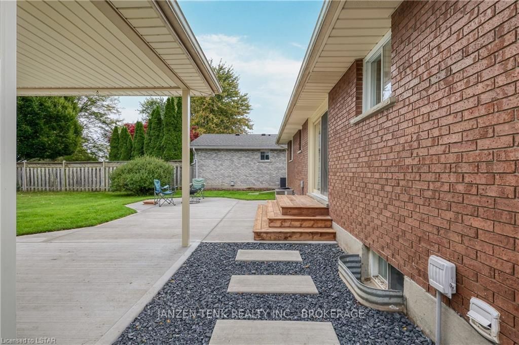 Listing Image 35