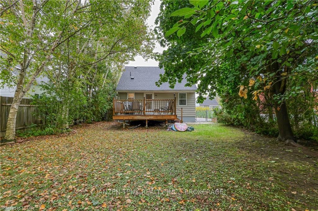 Listing Image 7