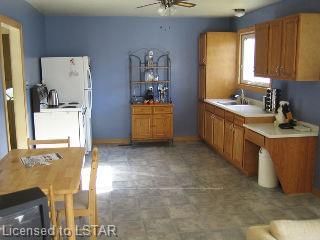 22 Charles St, Thames Centre, N0L 1G4 | Image 3