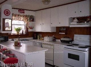 30 Kains St, St. Thomas, N5P 1M9 | Image 2