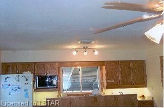 71 Belgrave Ave, London - South F image-0-4