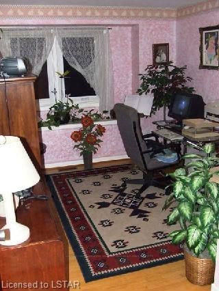 Listing Image 7