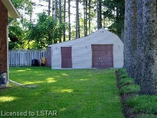 Listing Image 5