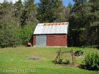 Listing Image 11
