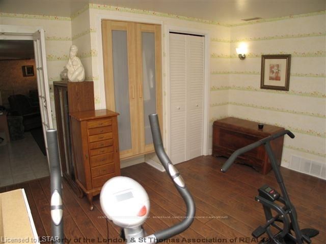Listing Image 16