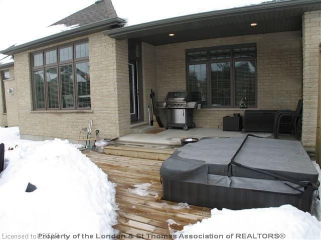Listing Image 14