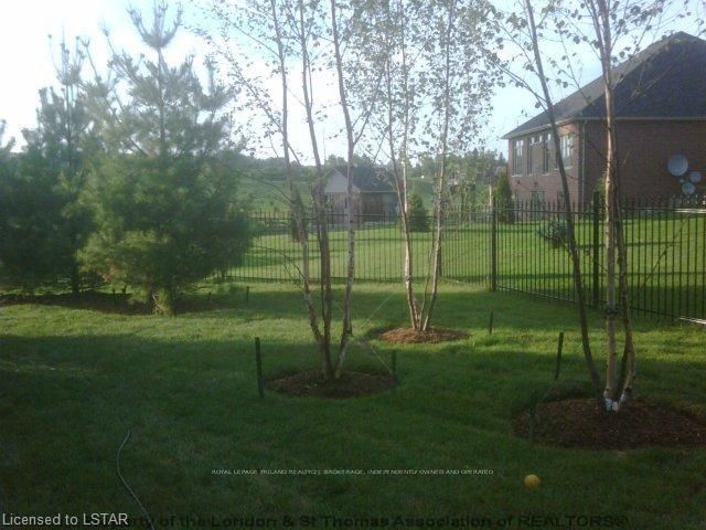 Listing Image 16