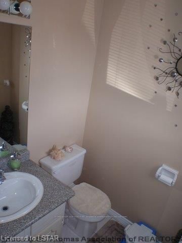 Listing Image 8