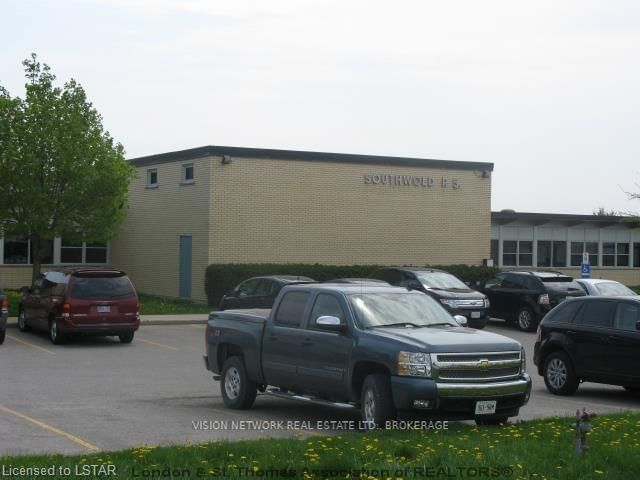 Listing Image 26