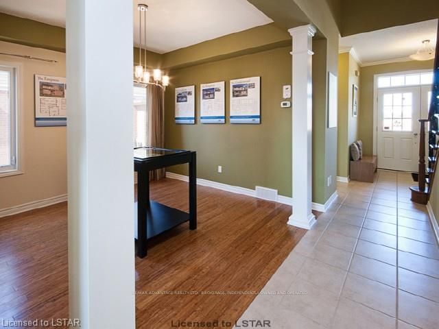 Listing Image 8