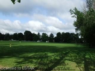 39 East Glen Dr, Lambton Shores, N0M 1B0 | Image 2